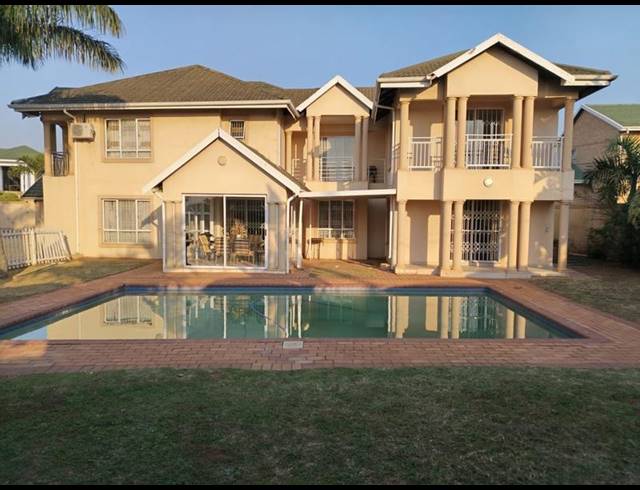 6 BEDROOM HOUSE FOR SALE IN SOMERSET PARK